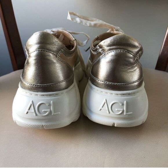 Agl   - Picture 8 of 9